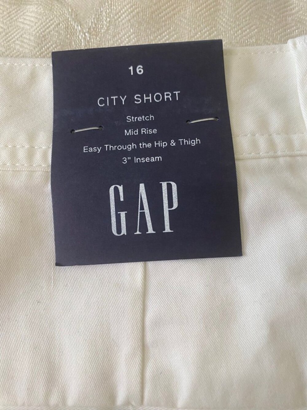 NWT GAP City Shorts size 16 Stretch Mid-Rise Relaxed Fit Summer Beach White - Picture 8 of 12